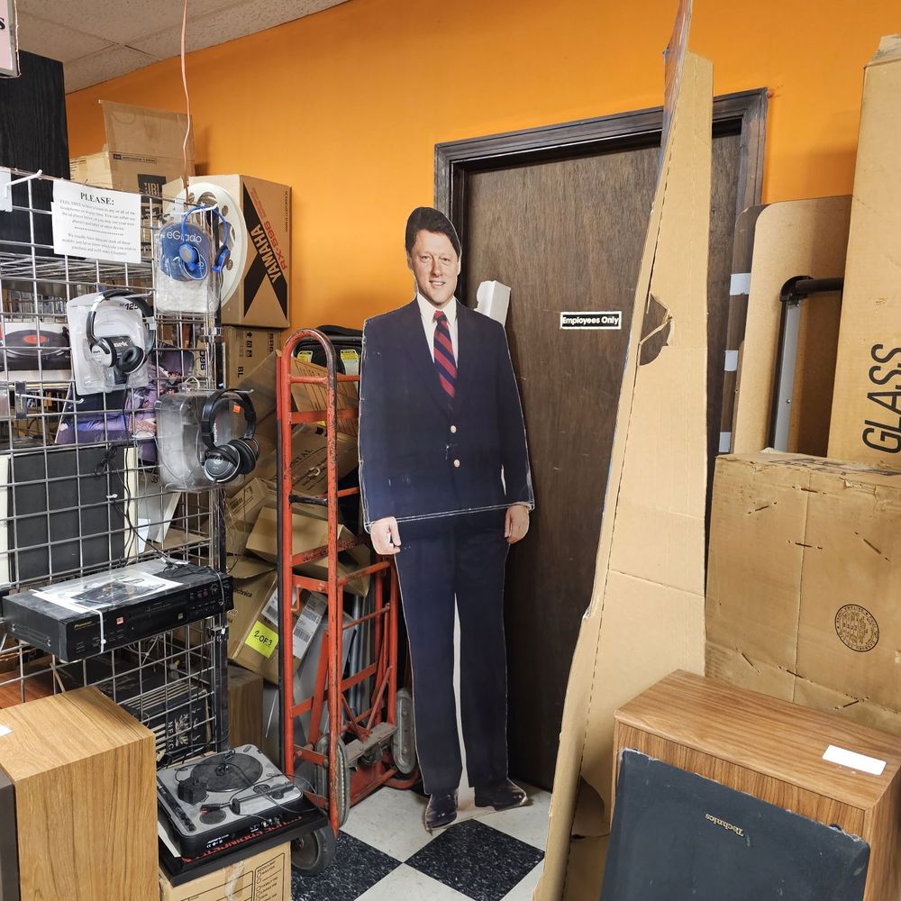 Pops Resale - Vinyl Records Near Me - Lexington, Kentucky