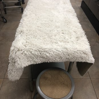 Laundromat - Larger rug.  White. - Laundromat Near Me - Indianapolis, Indiana
