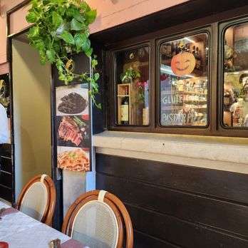 Leon D'oro - Hotels & Travel Near Me - Venezia, VE Leon D'oro - Hotels & Travel Near Me - Venezia, VE