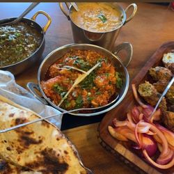 Urban Punjab The Royal Kitchen - #Lamb seekh kebab, #chicken karahi, #saag and choice of Nan #GLUTENFREE