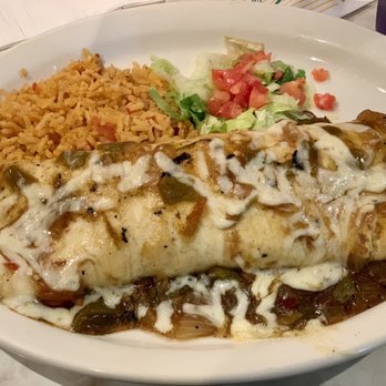 Chuy's - Steak burrito with rice - Tex-Mex Near Me - Corpus Christi, Texas Chuy's - Steak burrito with rice - Tex-Mex Near Me - Corpus Christi, Texas