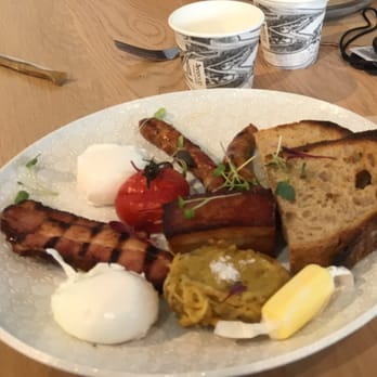 Major Sprout - A crappy photo of the Big Fill ($25 and worth it - baked beans not pictured) - Cafes Near Me - Auckland, AUK