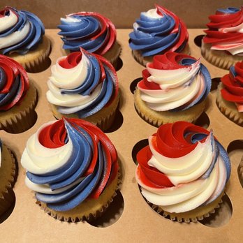 Paper Rock Fork Bakery - Red white and blue cupcakes - Desserts Near Me Paper Rock Fork Bakery - Red white and blue cupcakes - Desserts Near Me