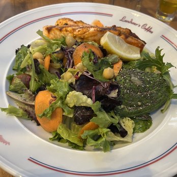 Cafe Landwer - Salmon salad with avocado and veggies - Cafes Near Me - Toronto, Ontario Cafe Landwer - Salmon salad with avocado and veggies - Cafes Near Me - Toronto, Ontario