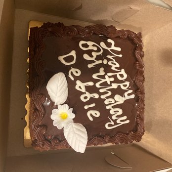 Le Balcon Bakery - Kosher for Passover chocolate cake with raspberry filling - Bakeries Near Me - Los Angeles, California Le Balcon Bakery - Kosher for Passover chocolate cake with raspberry filling - Bakeries Near Me - Los Angeles, California
