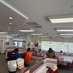 In-N-Out Burger - Inside
