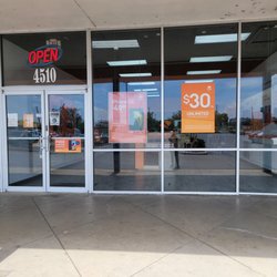 Boost Mobile by IV Wireless - Phones, Chargers, Accessories and Audio Components.