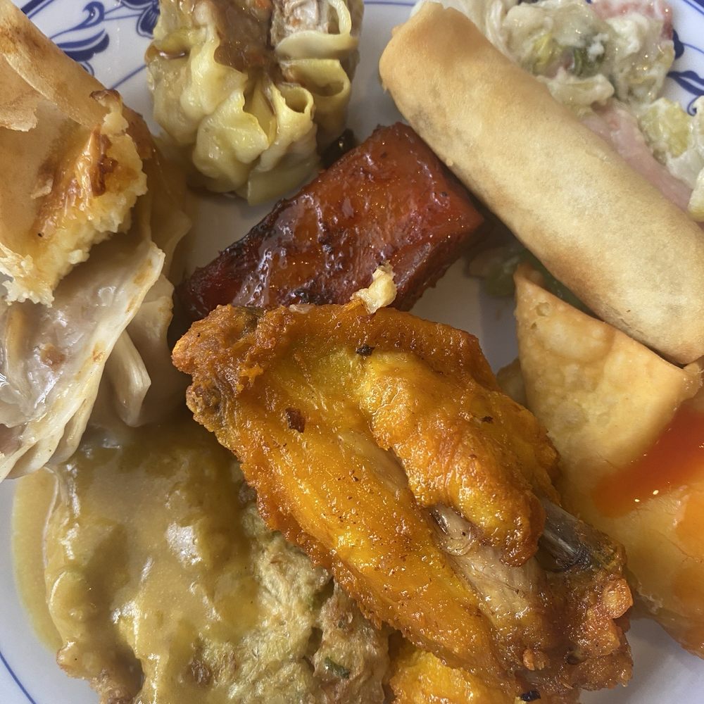 Kingdom Buffet II - Fried foods bar: chicken wing, spring roll, egg foo yung etc... - Chinese Near Me - Boynton Beach, Florida Kingdom Buffet II - Fried foods bar: chicken wing, spring roll, egg foo yung etc... - Chinese Near Me - Boynton Beach, Florida