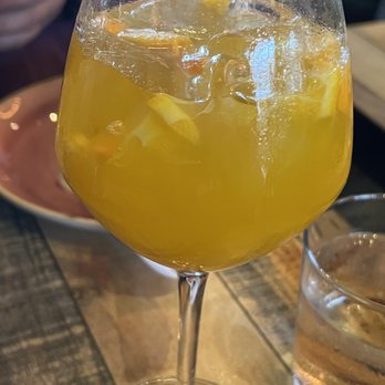La Cañita Bayside - Mango sangria - Cuban Near Me - Miami, Florida La Cañita Bayside - Mango sangria - Cuban Near Me - Miami, Florida