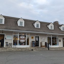 Roxbury Market & Deli