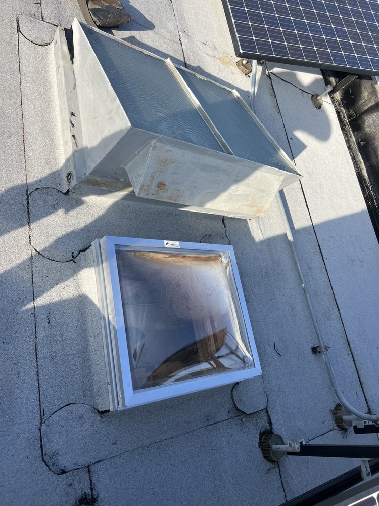 Slide of Bigfoot Roofing