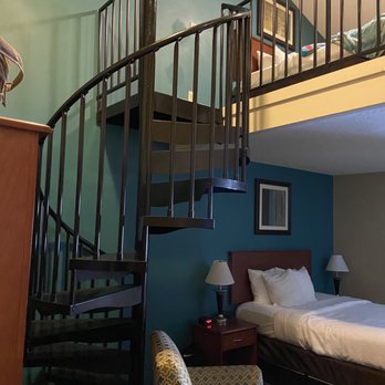 Best Western Plus Traverse City - Spiral staircase - Hotels Near Me - Traverse City, Michigan