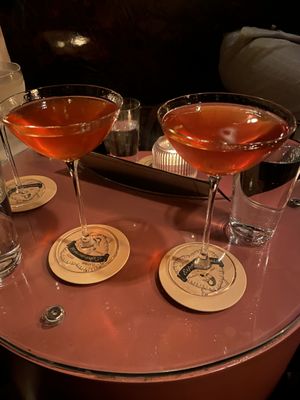 Experimental Cocktail Club by null