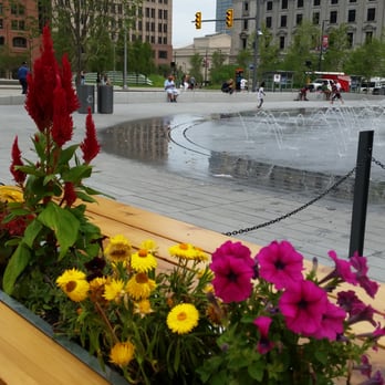 REBOL - Outside tables with garden boxes - Coffee & Tea Near Me - Cleveland, Ohio