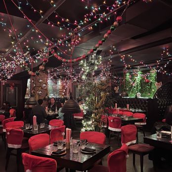 Cellar 335 - Cocktail Bars Near Me - Jersey City, New Jersey