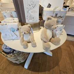 Pottery Barn Kids - Cute Bears