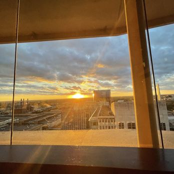 The Eagle's Nest - Sunset view - American Near Me - Indianapolis, Indiana