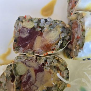 Aji 53 - Close version of the DELICIOUS 5TH AVENUE ROLL A must !!! - New American Near Me - Smithtown, New York