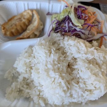 Thai Villa Restaurant - Lunch special with green curry. They give you a good portion of rice! - Thai Near Me - Lakewood, California Thai Villa Restaurant - Lunch special with green curry. They give you a good portion of rice! - Thai Near Me - Lakewood, California