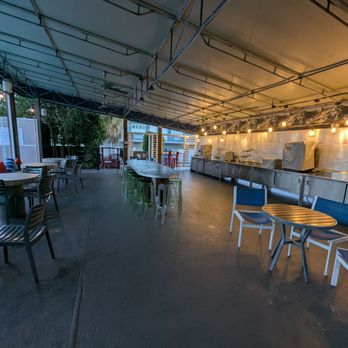 Blue Marlin Motel - Breakfast area - Hotels Near Me - Key West, Florida Blue Marlin Motel - Breakfast area - Hotels Near Me - Key West, Florida