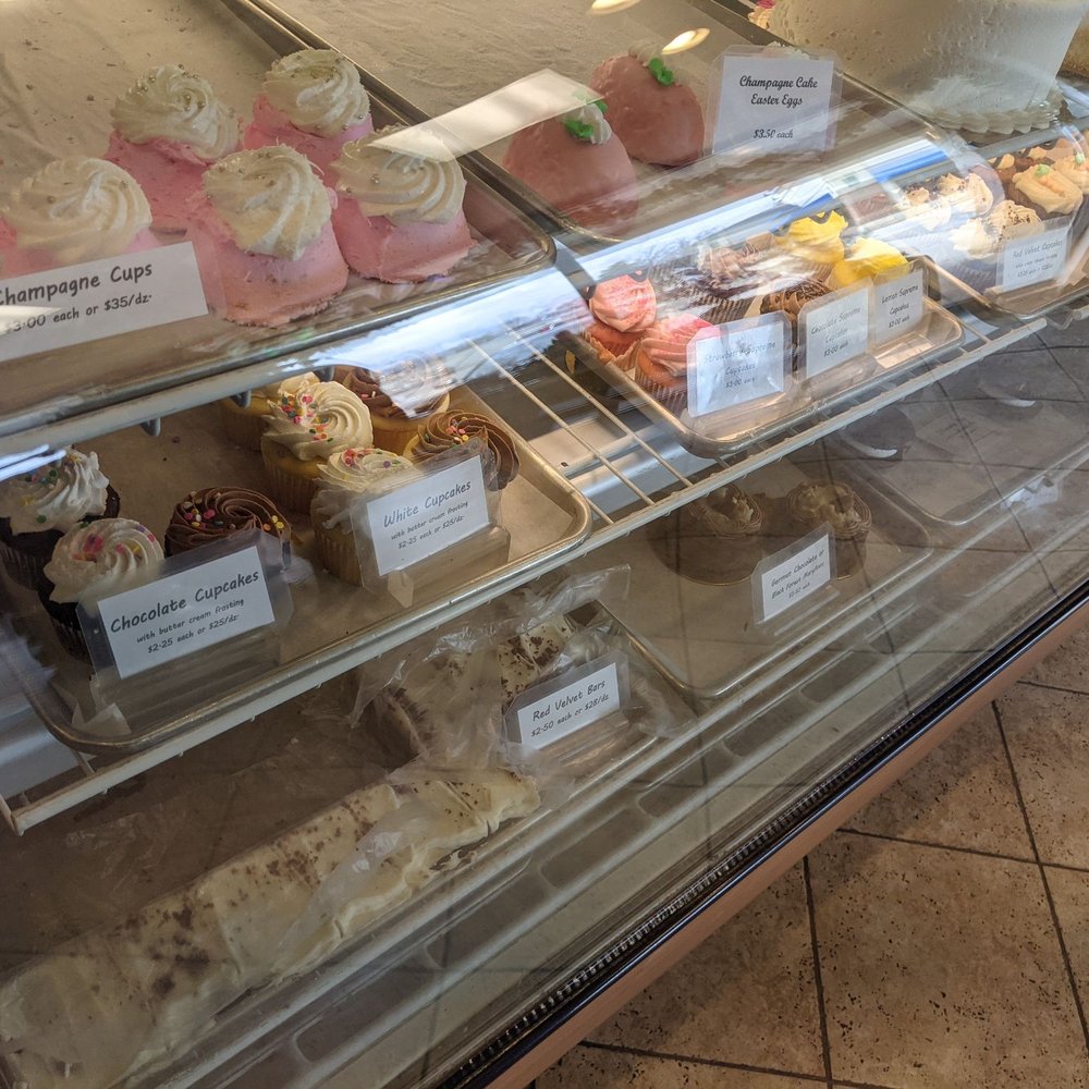 The Bake Shoppe - Cake and cupcake case - Bakeries Near Me - Windsor Heights, Iowa The Bake Shoppe - Cake and cupcake case - Bakeries Near Me - Windsor Heights, Iowa