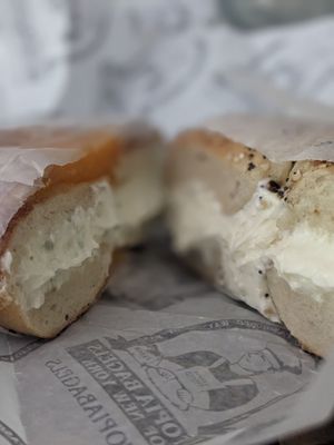 Utopia Bagels by null