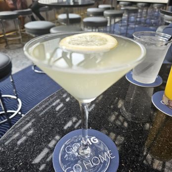 BIG Bar - Lounges Near Me - Chicago, Illinois BIG Bar - Lounges Near Me - Chicago, Illinois