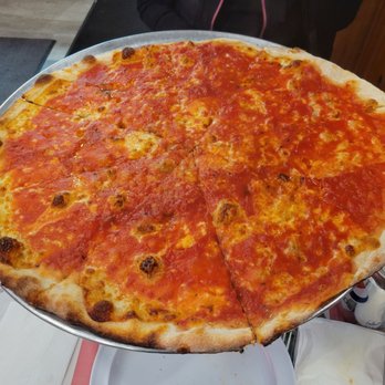 Johnny's Pizzeria - Solid pizza - Pizza Near Me - Mount Vernon, New York