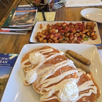 The Pan - Studying the PCT (I start Friday) and food - Breakfast & Brunch Near Me - South Gate, California