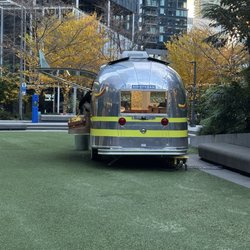 Amazon Community Banana Stand - Park View