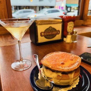 McGillicuddy's - Sports Bars Near Me - New Paltz, New York