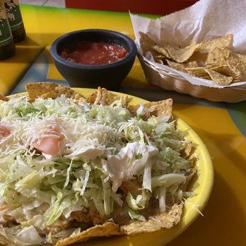 Playa Vallarta Mexican Grill - Nachos Supreme with Chicken and Spotted Cow Beer - Mexican Near Me - Jefferson, Wisconsin Playa Vallarta Mexican Grill - Nachos Supreme with Chicken and Spotted Cow Beer - Mexican Near Me - Jefferson, Wisconsin