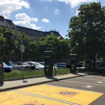 Parkplatz Sarrasanistraße - Parking Near Me - Dresden, SN