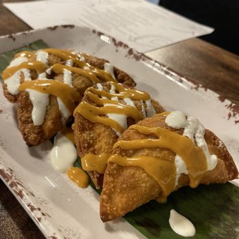 D Restaurant Latin Cuisine - Waxahachie - Empanadas! Very good; liked the sauce on top. I liked the chicken better, hubby liked the beef better. So we split them! - Latin American Near Me - Waxahachie, Texas