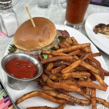 Scout's Pub - Chicken sandwich and fries - Burgers Near Me - Franklin, Tennessee
