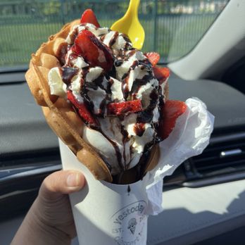 Yestoday dessert bar - Bubble waffle - Juice Bars & Smoothies Near Me - Clark, New Jersey Yestoday dessert bar - Bubble waffle - Juice Bars & Smoothies Near Me - Clark, New Jersey