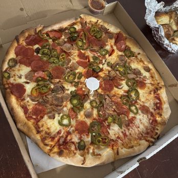 Gino's NY Style Pizzeria - 20" Pizza w/ Pepperoni, Sausage, and Jalapeños - Pizza Near Me - North Myrtle Beach, South Carolina Gino's NY Style Pizzeria - 20" Pizza w/ Pepperoni, Sausage, and Jalapeños - Pizza Near Me - North Myrtle Beach, South Carolina