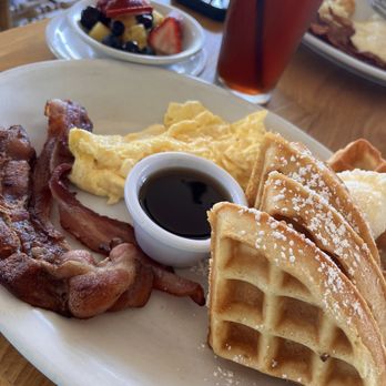 Fort Jesse Cafe - Waffle Breakfast - Breakfast & Brunch Near Me - Normal, Illinois