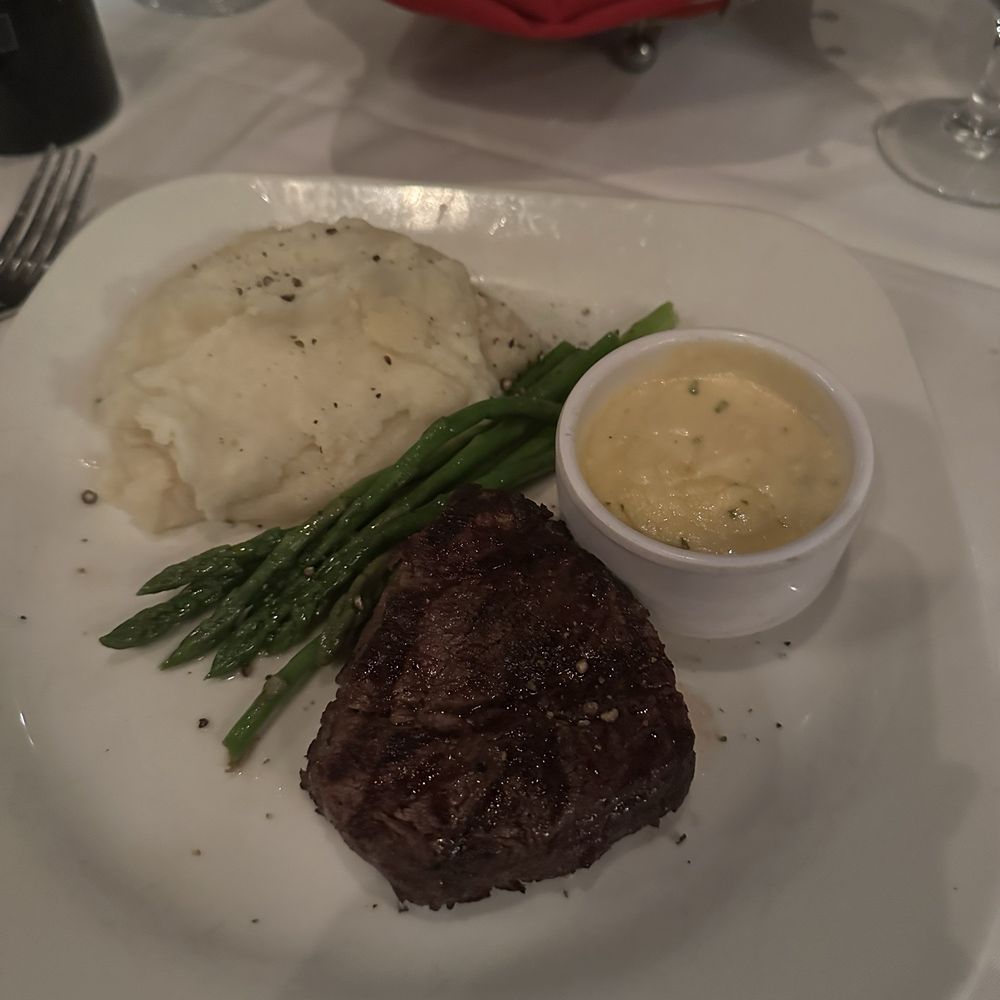 THE Steak House - Filet with mashed potatoes and asparagus and a side of bernaise sauce! - Steakhouses Near Me - Las Vegas, Nevada THE Steak House - Filet with mashed potatoes and asparagus and a side of bernaise sauce! - Steakhouses Near Me - Las Vegas, Nevada