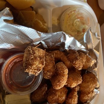 Captain Porky's - Coconut shrimp with potatoes and coleslaw - Seafood Near Me - Wadsworth, Illinois