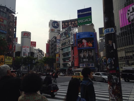 Shibuya Scramble Crossing by null
