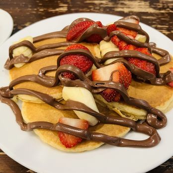 Maywood Pancake House - Nutella Pancakes - Breakfast & Brunch Near Me - Maywood, New Jersey