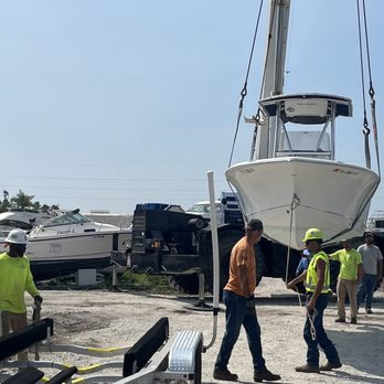 Warner Performance Marine - Before shot (I'll add the After shot when we get her back!) - Boat Repair Near Me - St. Petersburg, Florida Warner Performance Marine - Before shot (I'll add the After shot when we get her back!) - Boat Repair Near Me - St. Petersburg, Florida