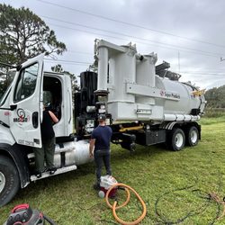 Trucker Jen's - Cleaning vac truck