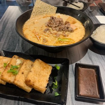 19 GOLD - Crispy Radish Cake Malatang - Taiwanese Near Me - Seattle, Washington