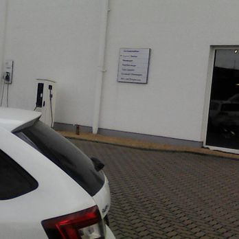 Henzel VW - Car Dealers Near Me - Mutterstadt, RP