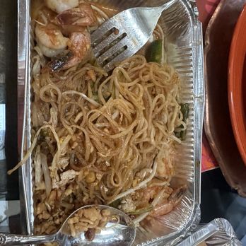 Thai Time - Pad Thai with shrimp - Thai Near Me - Falls Church, Virginia Thai Time - Pad Thai with shrimp - Thai Near Me - Falls Church, Virginia
