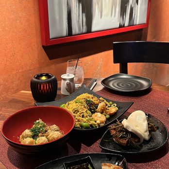 CHĪ Asian Kitchen - The spread - IG @bougiefoodieboi - Chinese Near Me - Las Vegas, Nevada