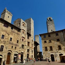 Comune di San Gimignano - Saturday in July
