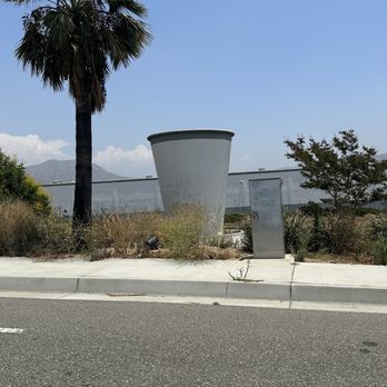 WORLDS LARGEST PAPER CUP - Updated November 2025 - 17 Photos & 11 ...